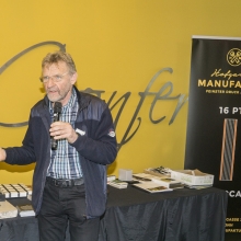 33 Manufaktur Donoval